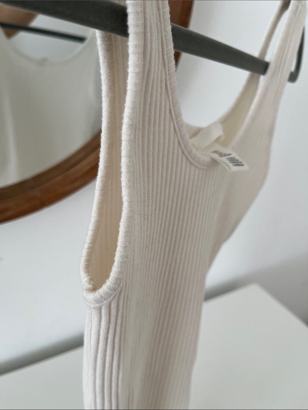 H&M Ribbed Tank Light Cream - Picture 6 of 7